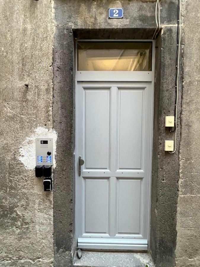 Charmant Studio, Au Coeur De La Ville De Riom Exterior photo